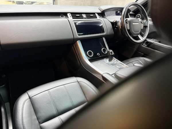 Used Land Rover Range Rover Sport 2018 for sale - 76073060: Photo 10