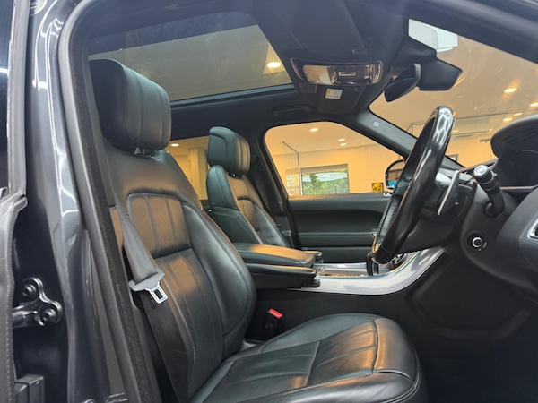 Used Land Rover Range Rover Sport 2018 for sale - 76073060: Photo 15