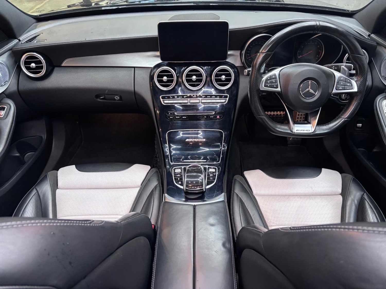 Used Mercedes-Benz C Class 2017 for sale - 76886825: Photo 19