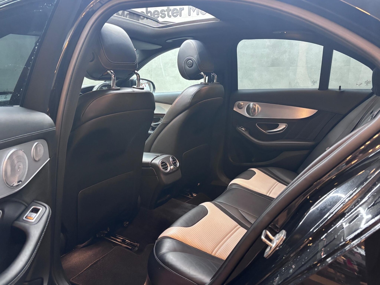 Used Mercedes-Benz C Class 2017 for sale - 76886825: Photo 25