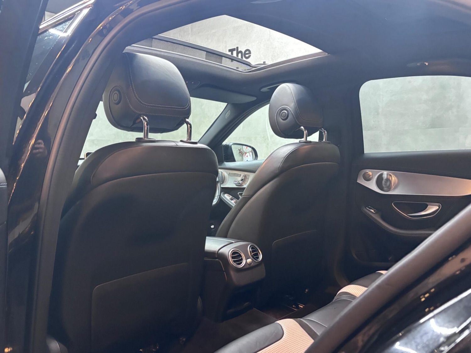 Used Mercedes-Benz C Class 2017 for sale - 76886825: Photo 26