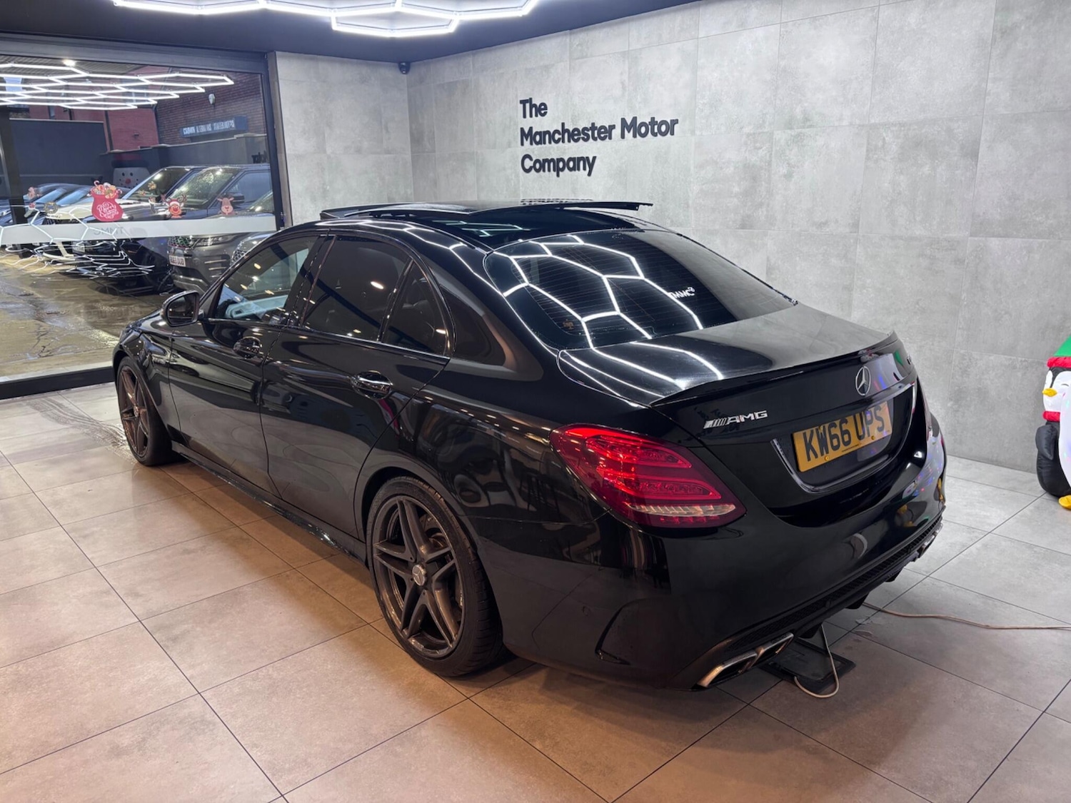 Used Mercedes-Benz C Class 2017 for sale - 76886825: Photo 3