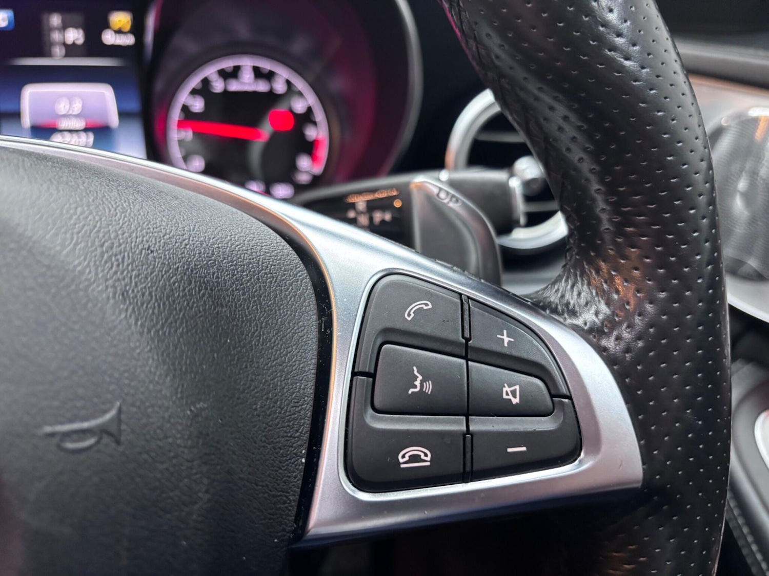 Used Mercedes-Benz C Class 2017 for sale - 76886825: Photo 34