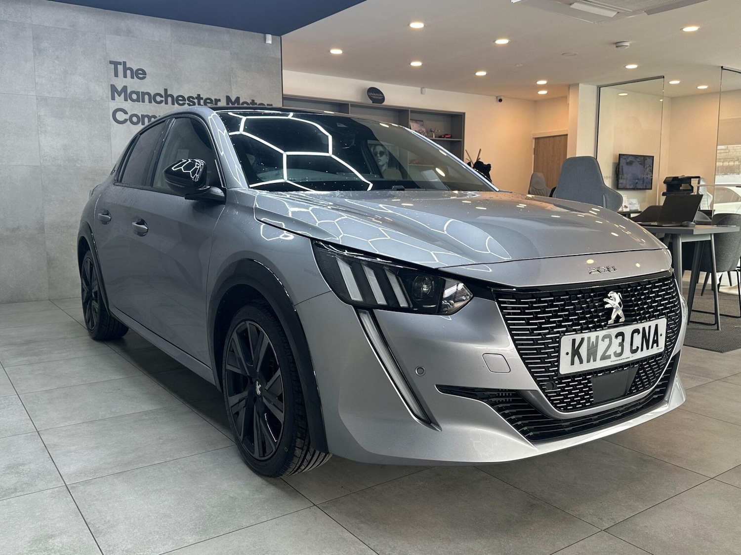 Used Peugeot 208 for sale - 77957220: Photo 3