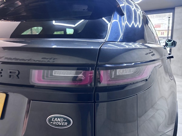 Used Land Rover Range Rover Velar 2017 for sale - 76282833: Photo 13