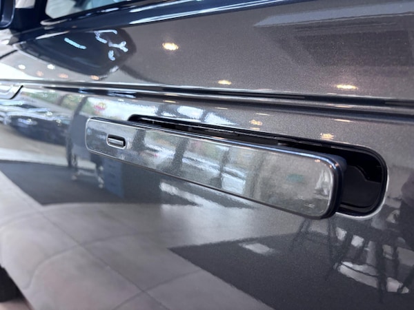 Used Land Rover Range Rover Velar 2017 for sale - 76282833: Photo 26