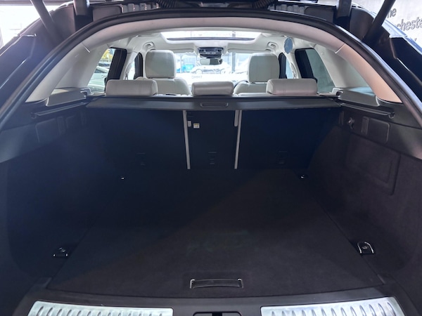 Used Land Rover Range Rover Velar 2017 for sale - 76282833: Photo 33