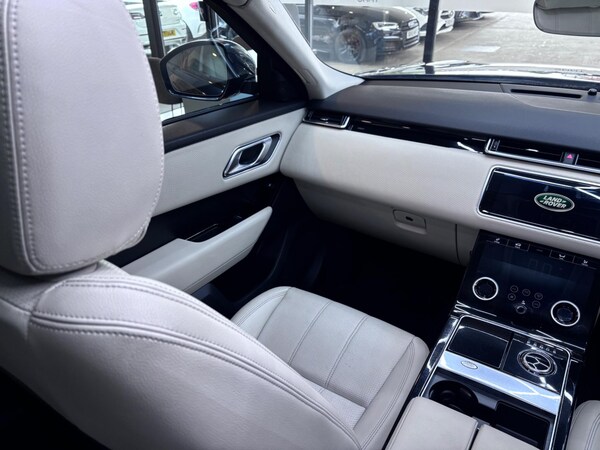 Used Land Rover Range Rover Velar 2017 for sale - 76282833: Photo 42