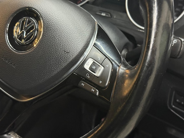 Used Volkswagen Tiguan 2016 for sale - 76020246: Photo 35