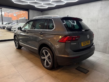 Used Volkswagen Tiguan 2016 for sale - 76020246: Photo 3