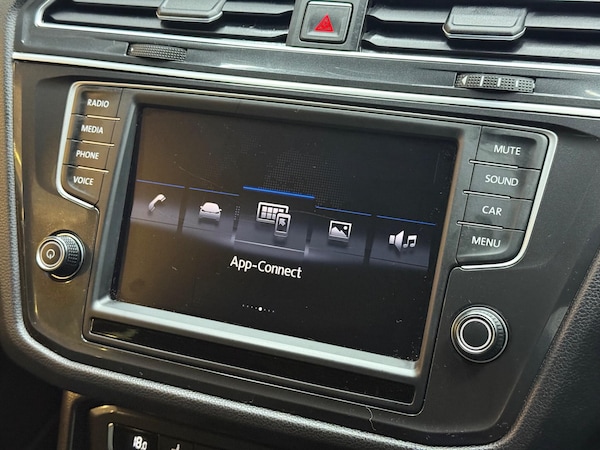 Used Volkswagen Tiguan 2016 for sale - 76020246: Photo 50