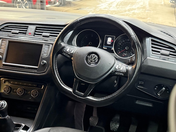 Used Volkswagen Tiguan 2016 for sale - 76020246: Photo 59