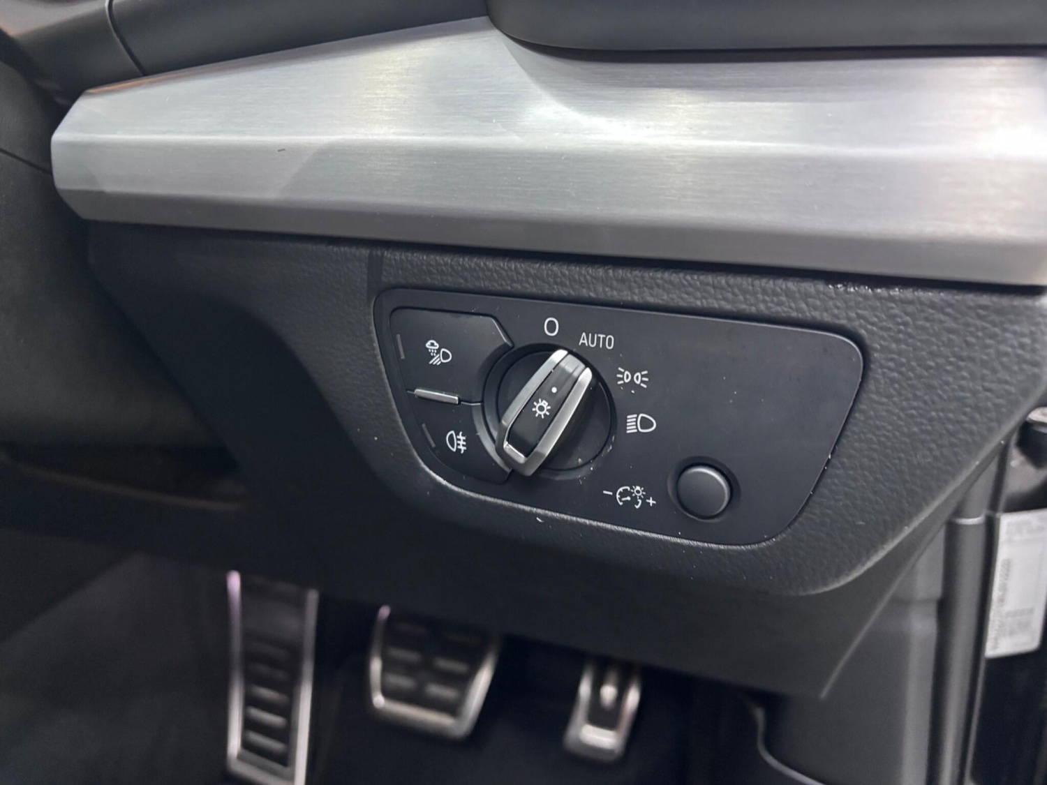 Used Audi Q5 2019 for sale - 76942698: Photo 33