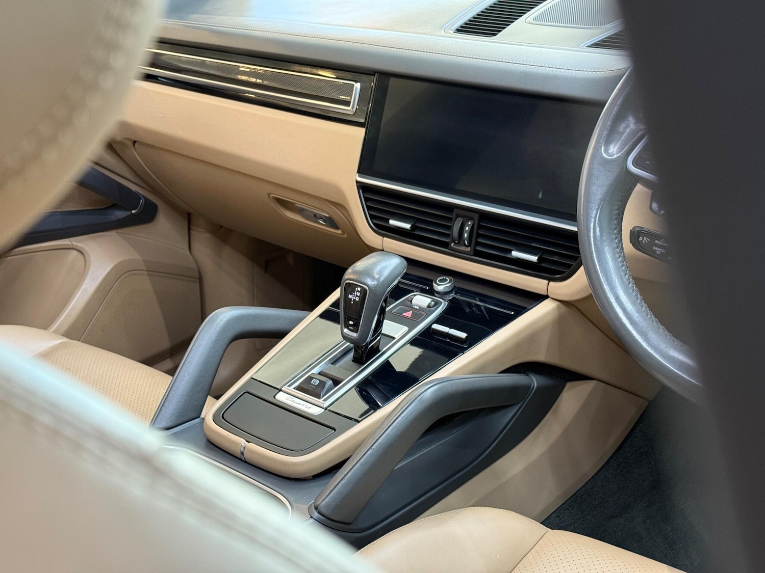 Used Porsche Cayenne 2019 for sale - 76994567: Photo 10