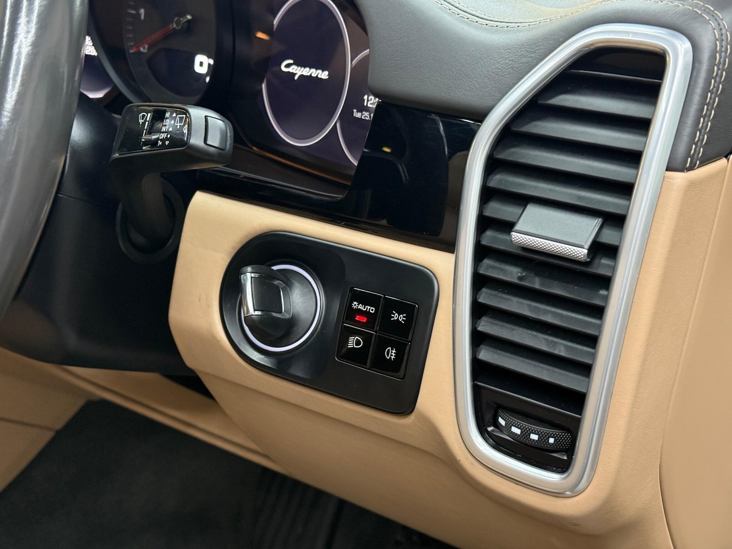 Used Porsche Cayenne 2019 for sale - 76994567: Photo 25