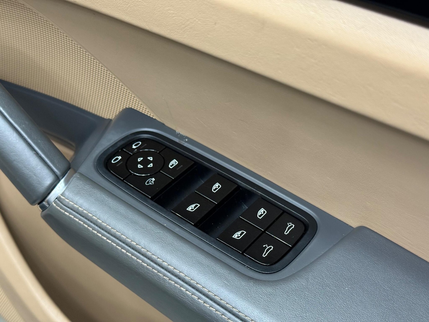 Used Porsche Cayenne 2019 for sale - 76994567: Photo 26