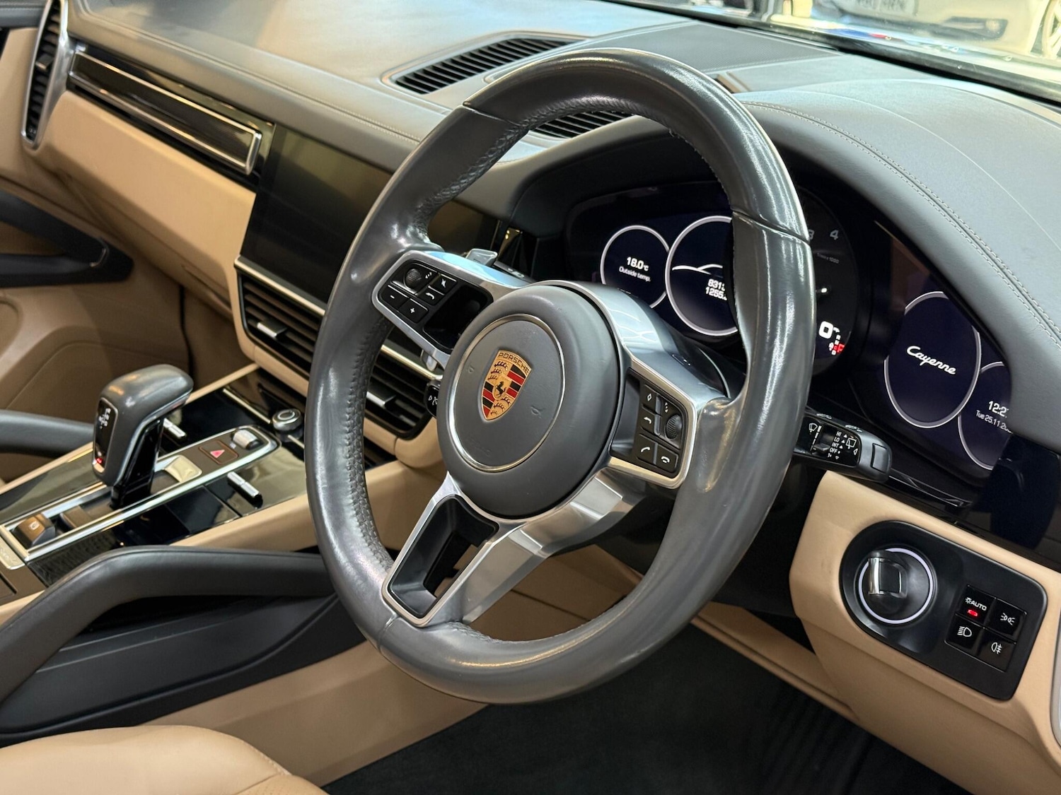 Used Porsche Cayenne 2019 for sale - 76994567: Photo 52