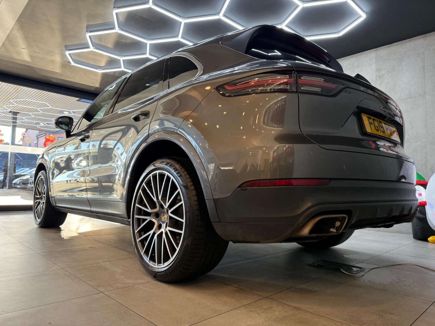 Used Porsche Cayenne 2019 for sale - 76994567: Photo 6