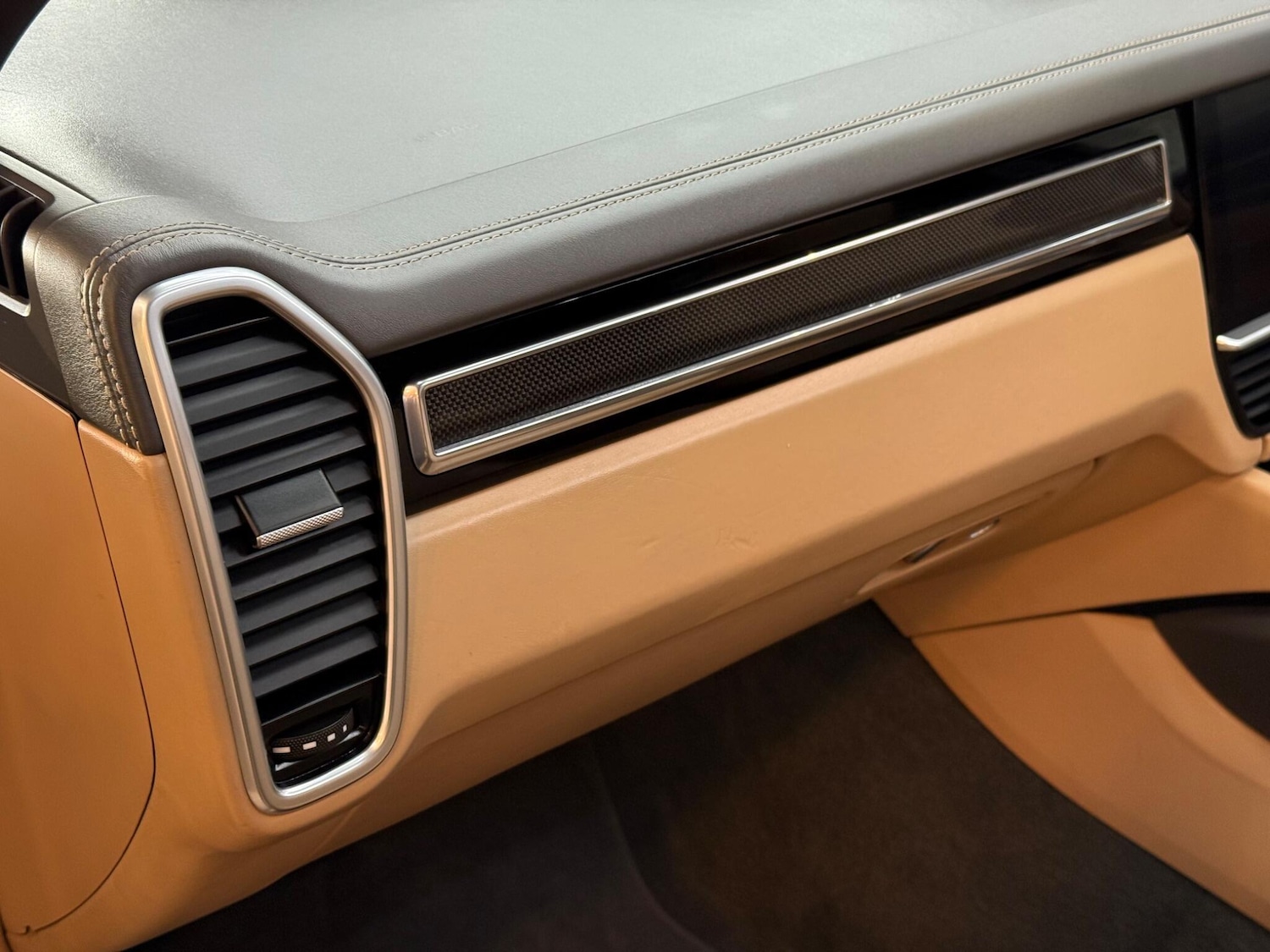 Used Porsche Cayenne 2019 for sale - 76994567: Photo 75