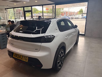 Used Peugeot 208 2024 for sale - 79441454: Photo