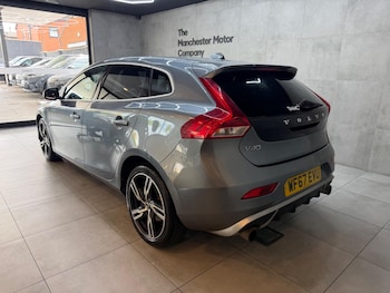 Used Volvo V40 2017 for sale - 78898331: Photo