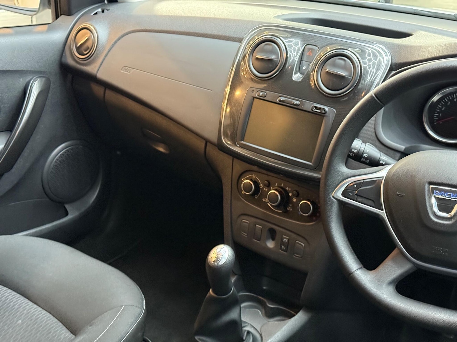 Used Dacia Sandero 2019 for sale - 77021350: Photo 11