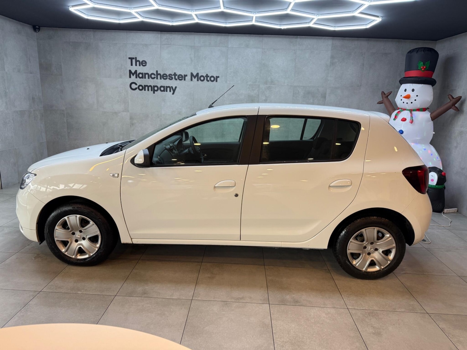 Used Dacia Sandero 2019 for sale - 77021350: Photo 2