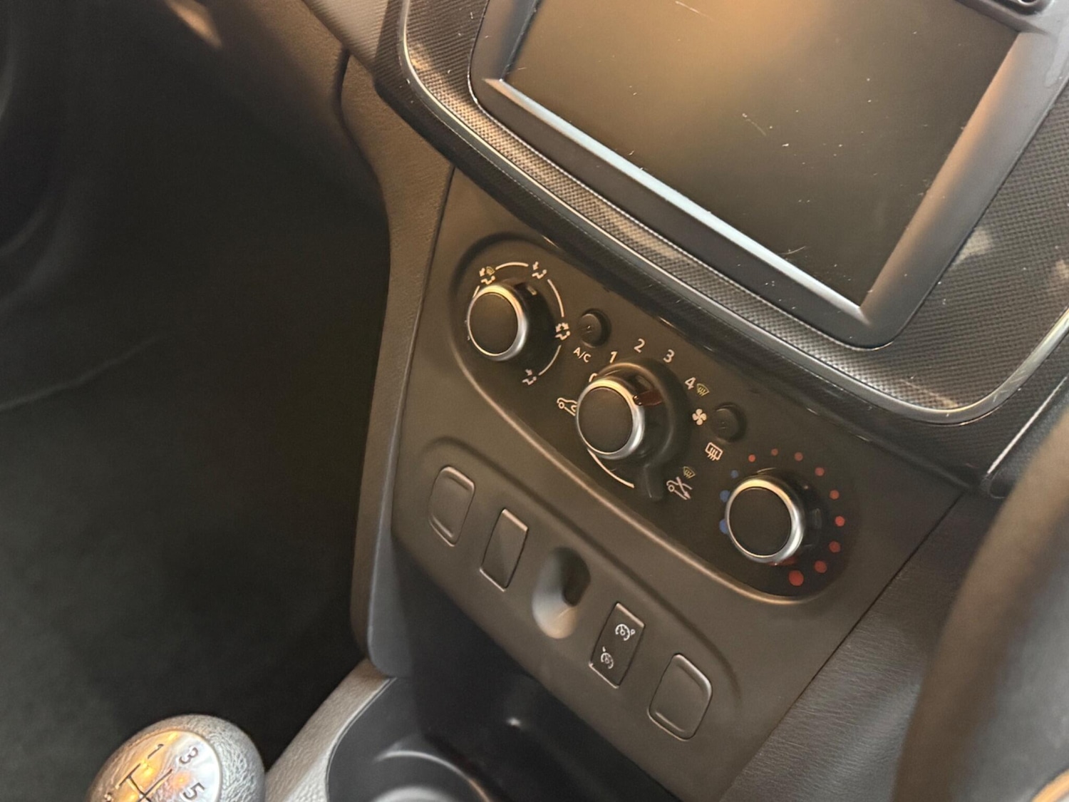 Used Dacia Sandero 2019 for sale - 77021350: Photo 22