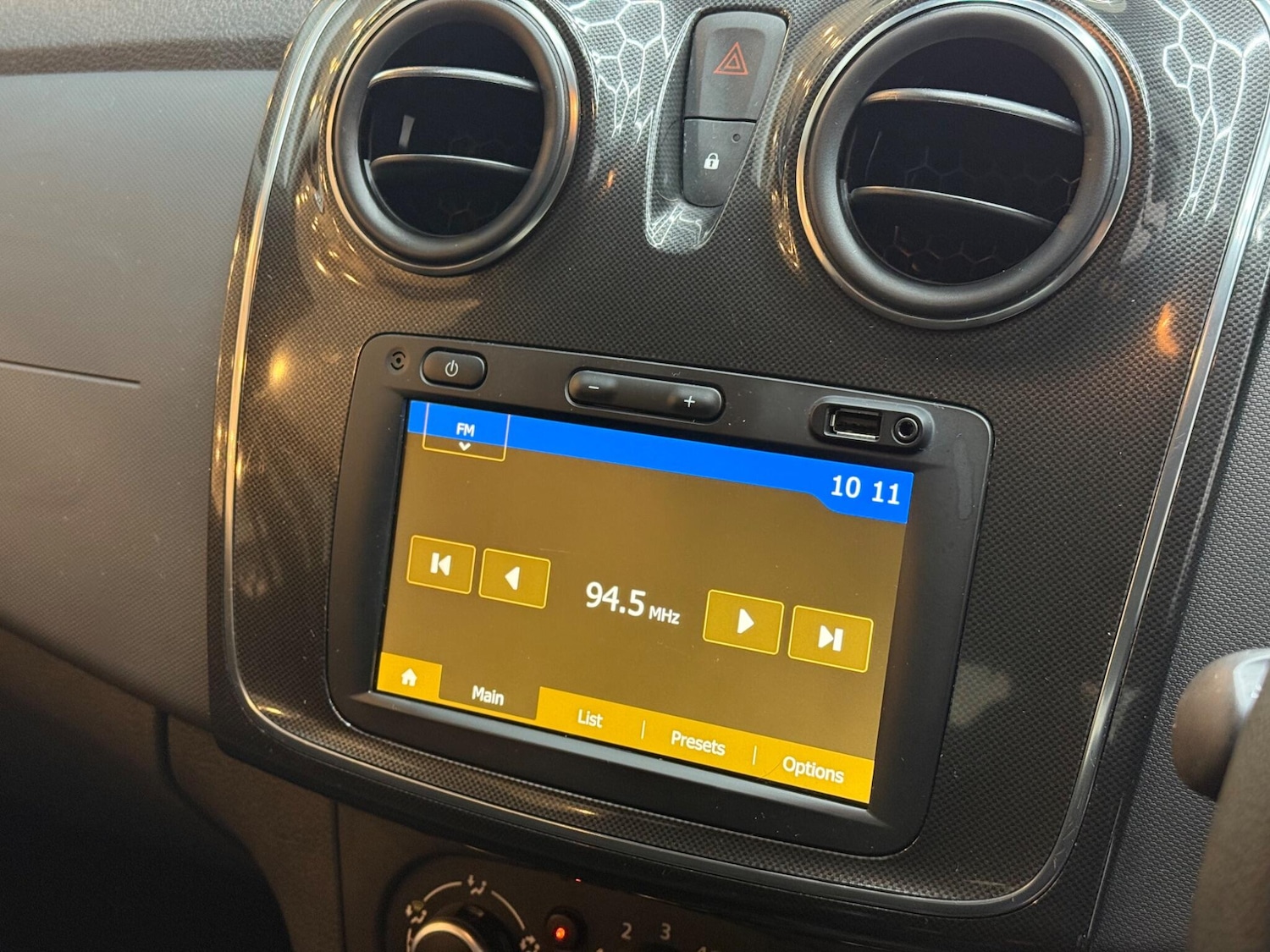 Used Dacia Sandero 2019 for sale - 77021350: Photo 29