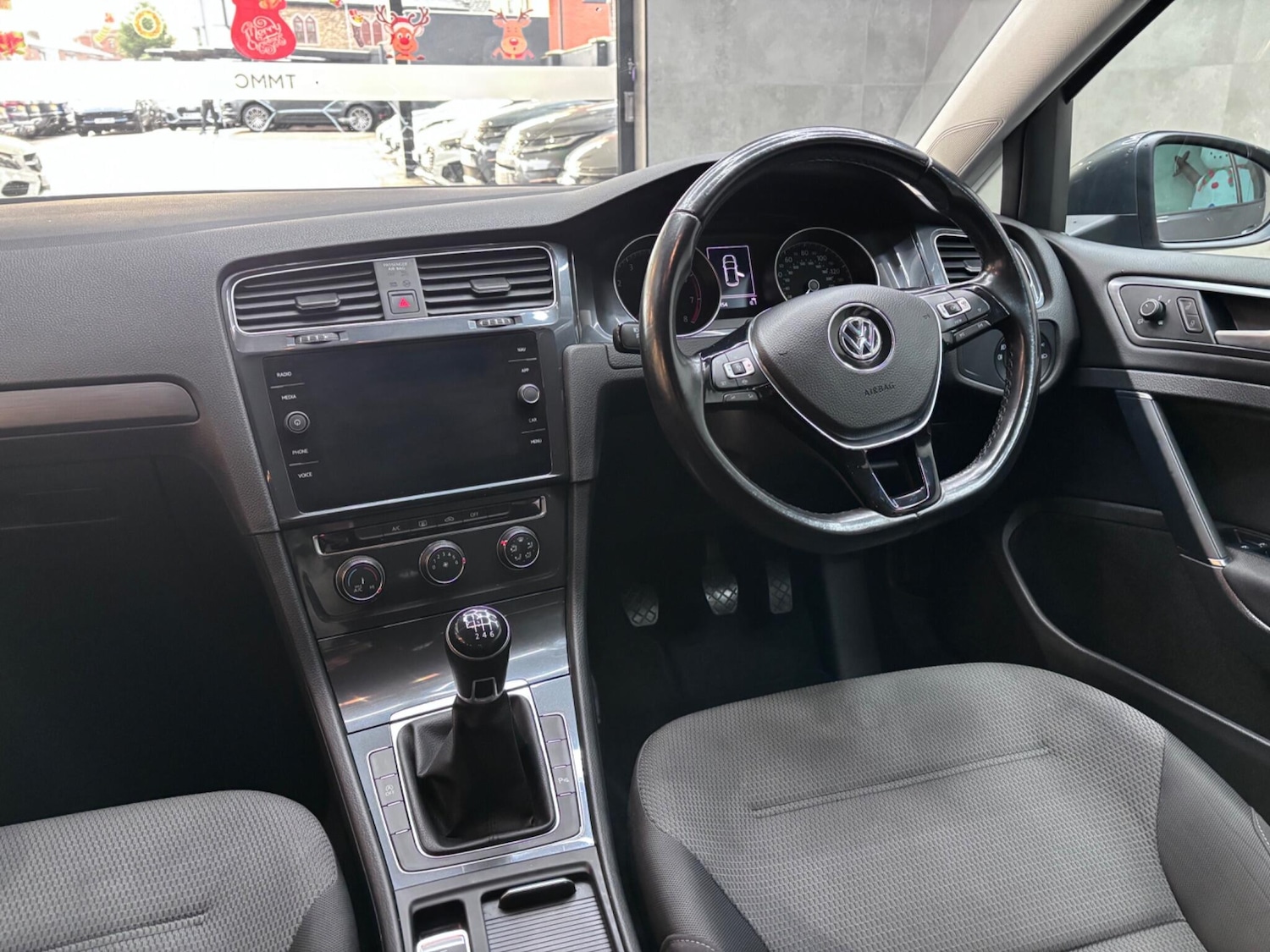 Used Volkswagen Golf 2019 for sale - 76839937: Photo 19