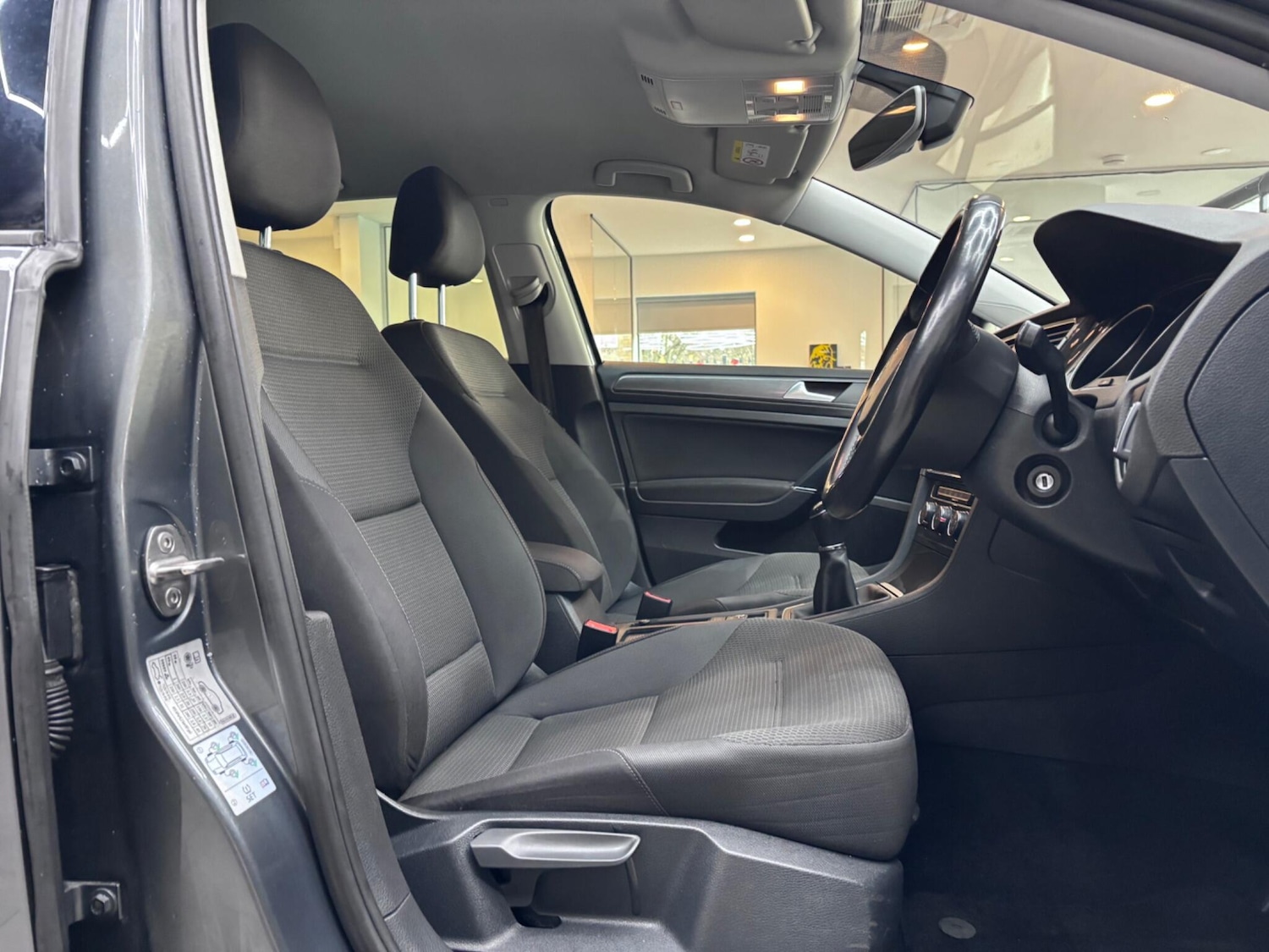 Used Volkswagen Golf 2019 for sale - 76839937: Photo 23