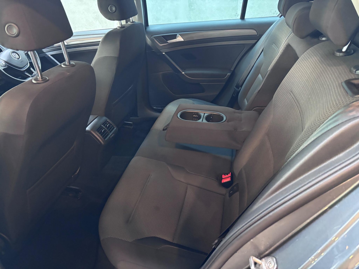 Used Volkswagen Golf 2019 for sale - 76839937: Photo 28