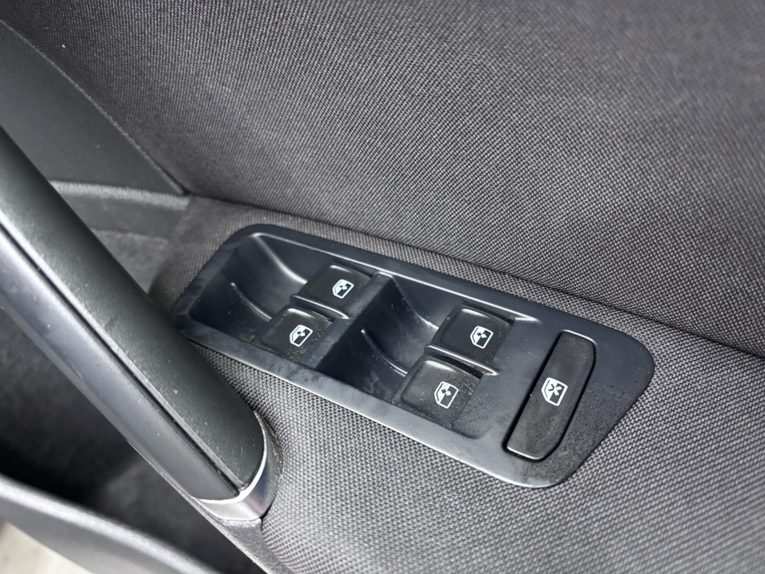 Used Volkswagen Golf 2019 for sale - 76839937: Photo 30