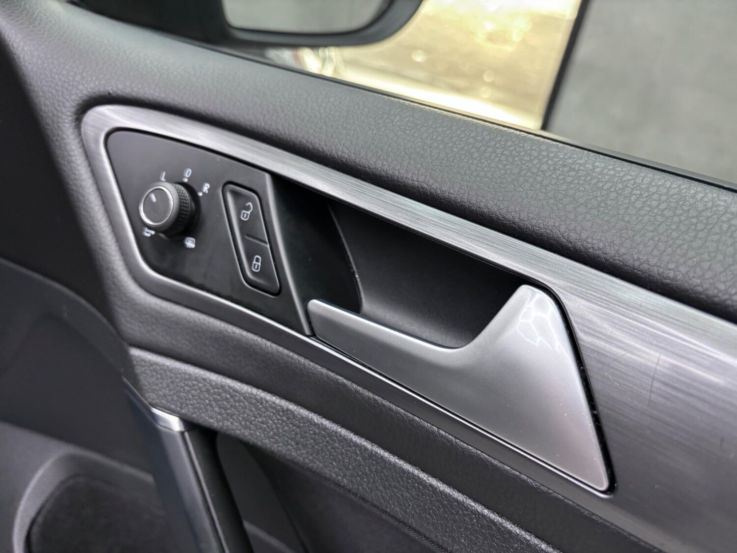 Used Volkswagen Golf 2019 for sale - 76839937: Photo 32