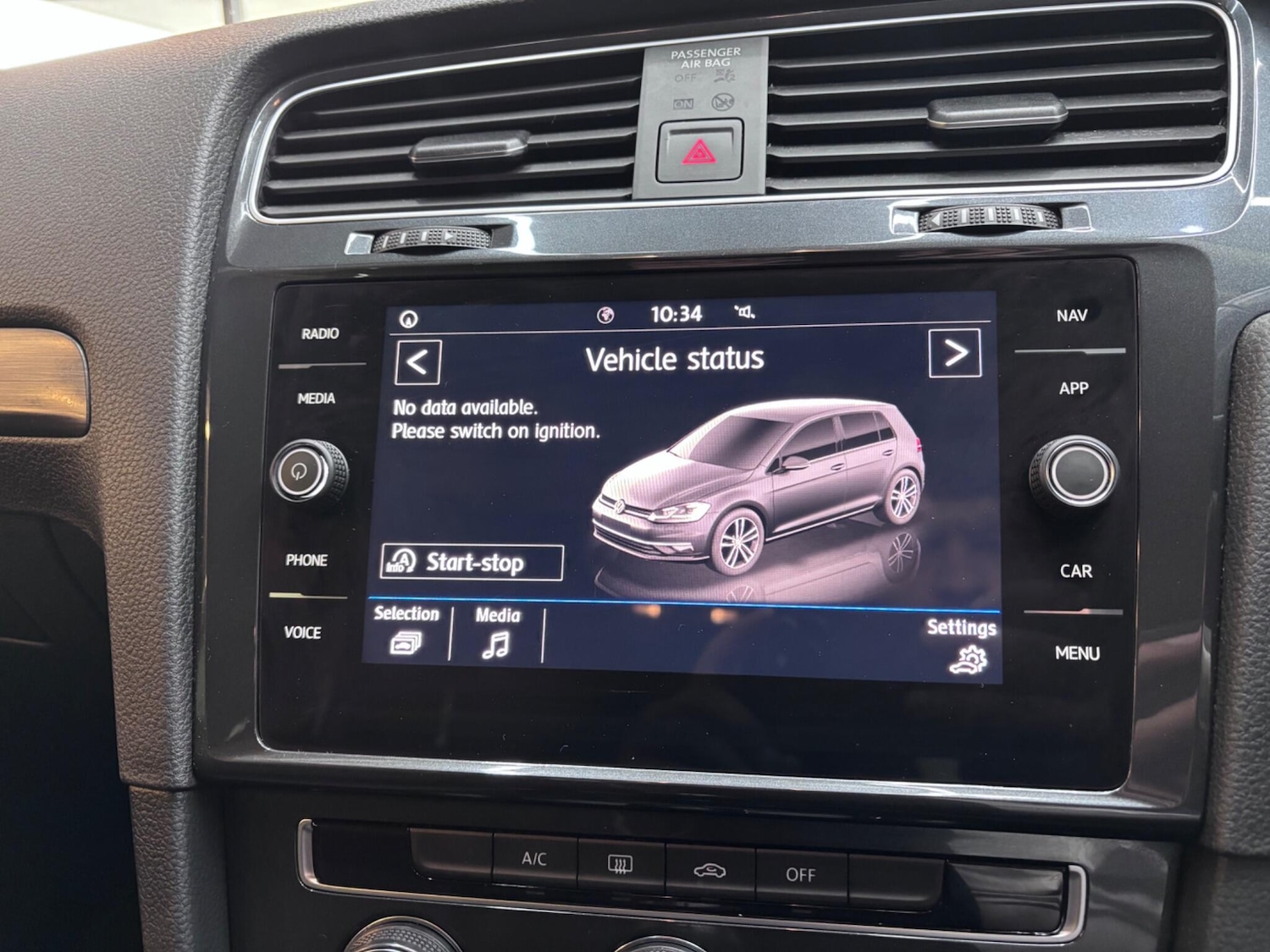 Used Volkswagen Golf 2019 for sale - 76839937: Photo 48