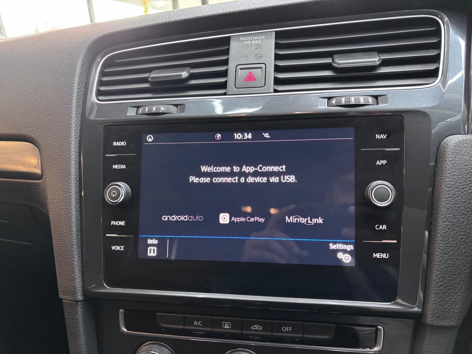 Used Volkswagen Golf 2019 for sale - 76839937: Photo 49