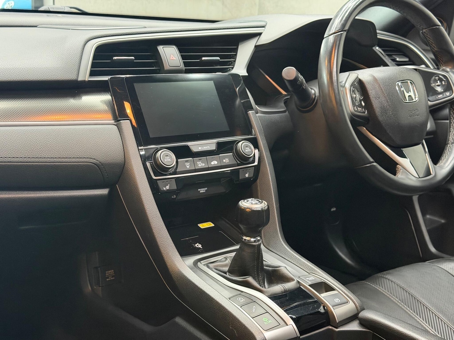 Used Honda Civic 2018 for sale - 77898678: Photo 14