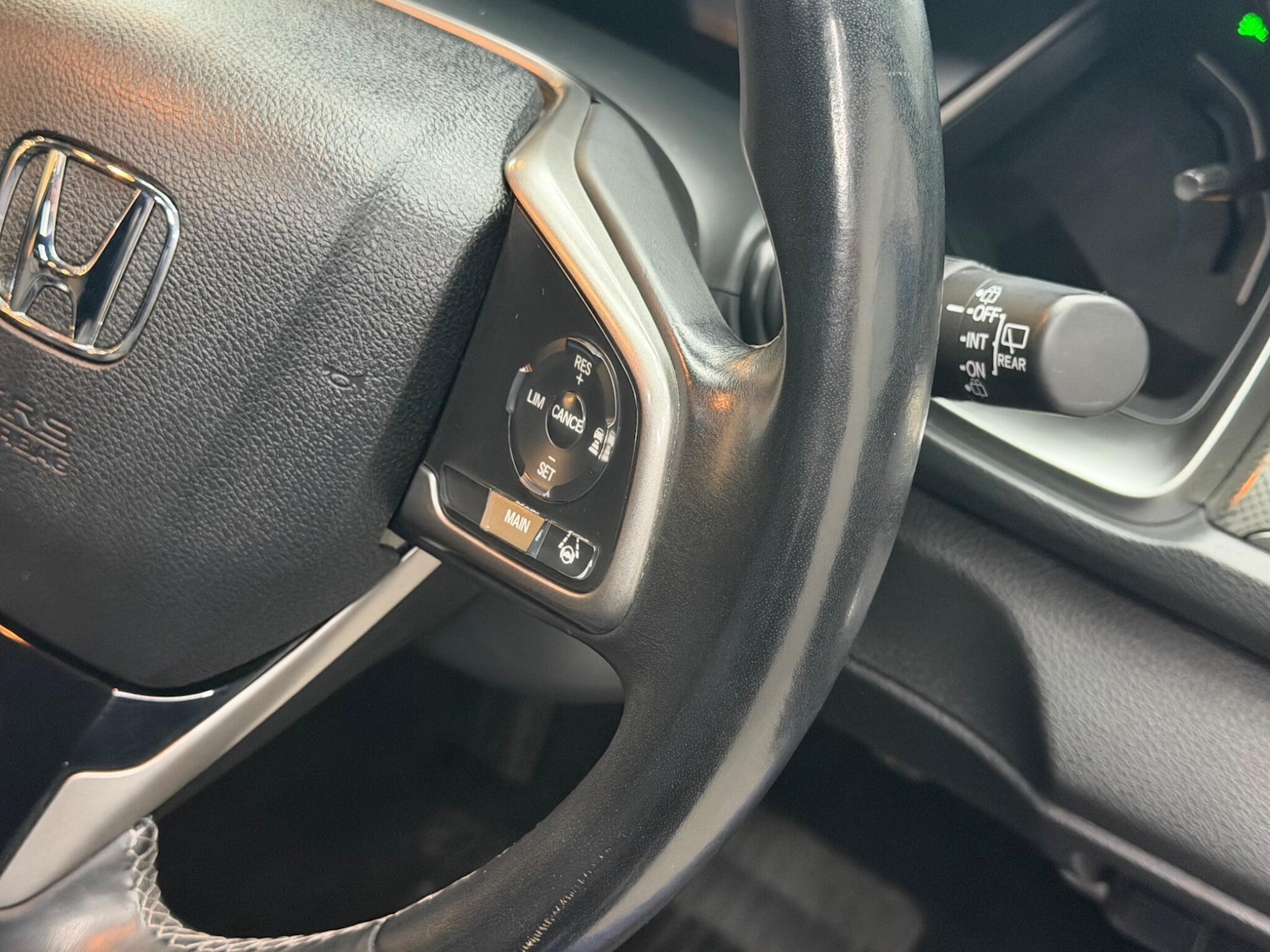 Used Honda Civic 2018 for sale - 77898678: Photo 27