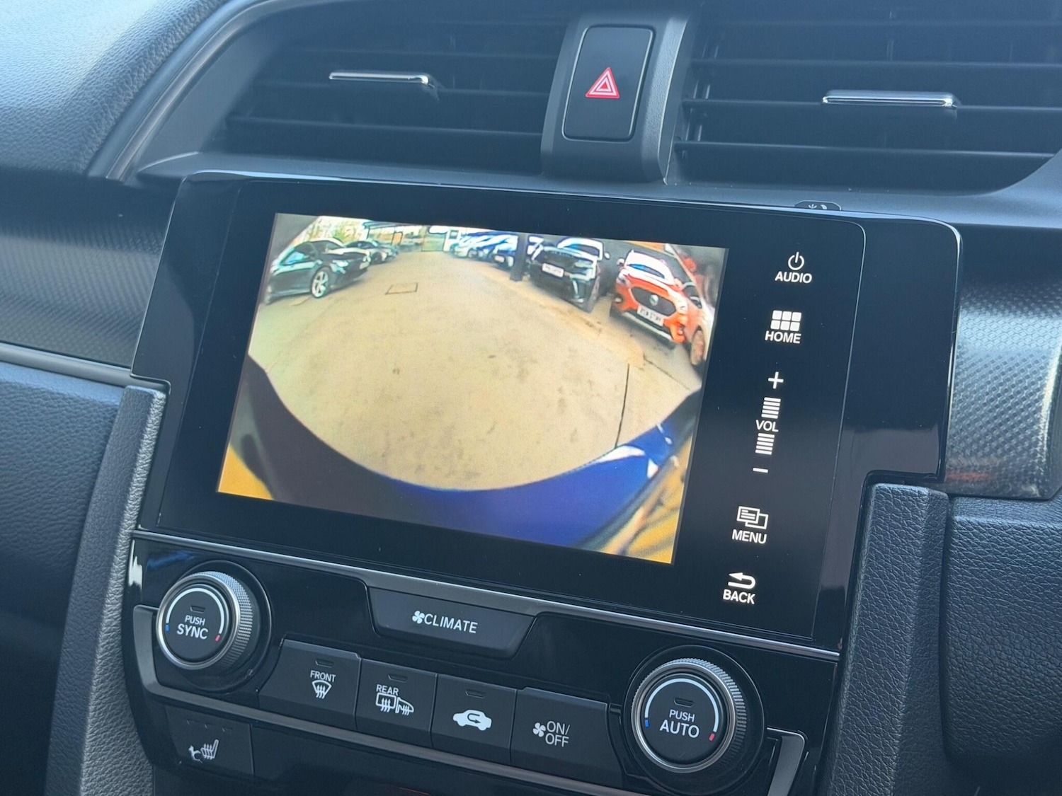 Used Honda Civic 2018 for sale - 77898678: Photo 38