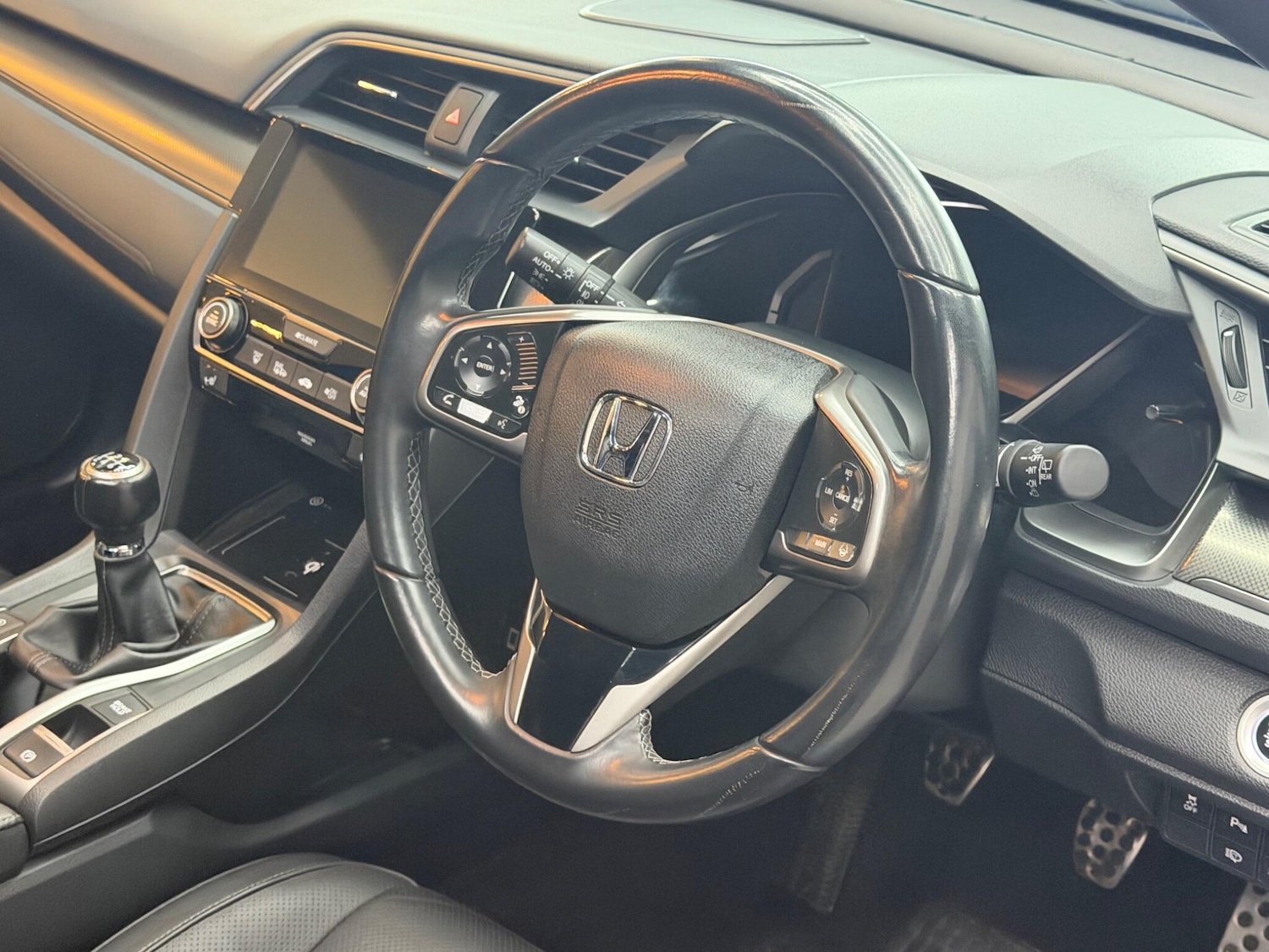 Used Honda Civic 2018 for sale - 77898678: Photo 41