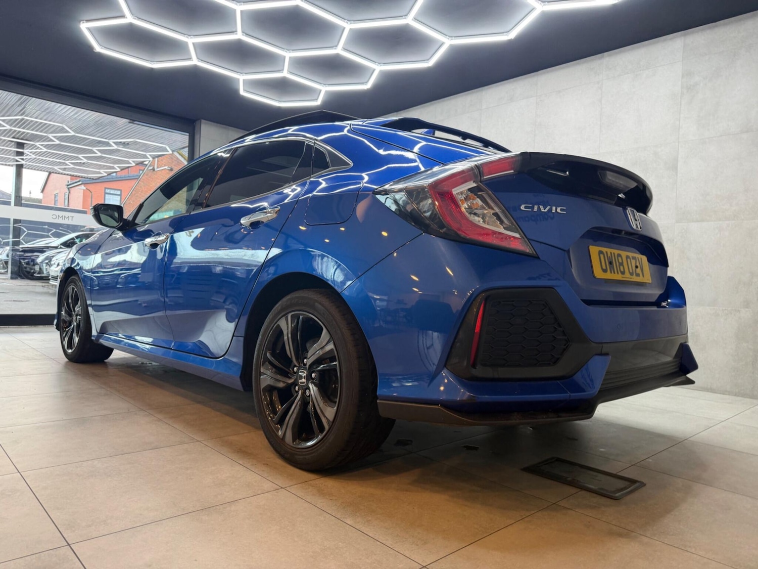 Used Honda Civic 2018 for sale - 77898678: Photo 6