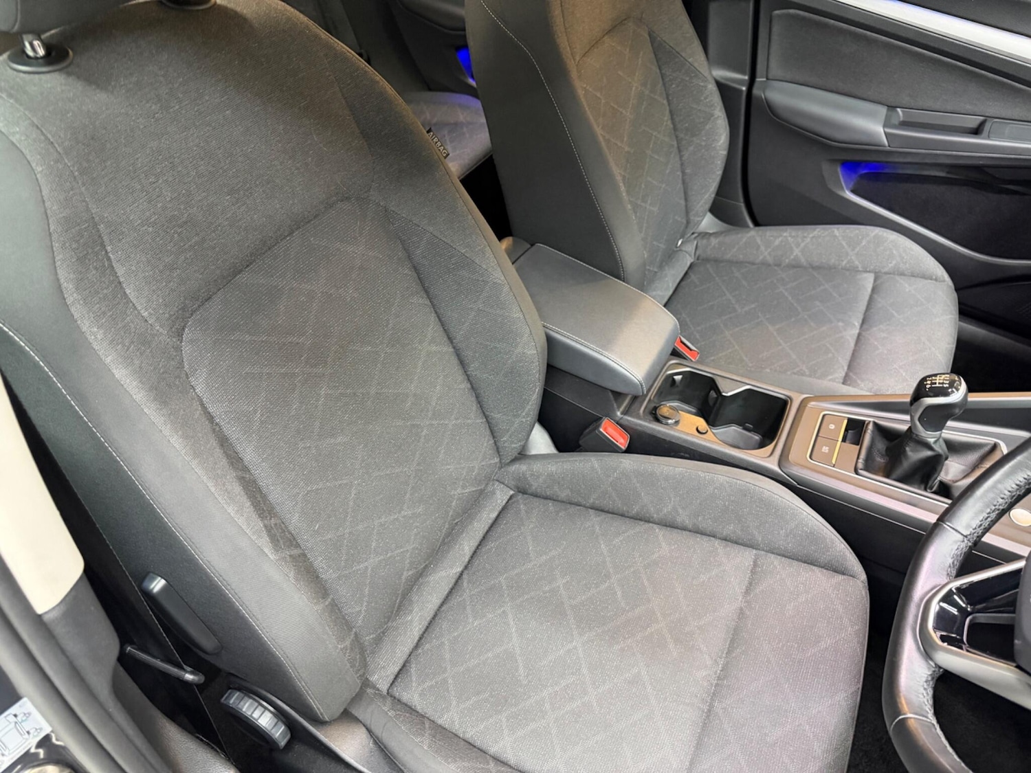 Used Volkswagen Golf 2023 for sale - 77016337: Photo 20