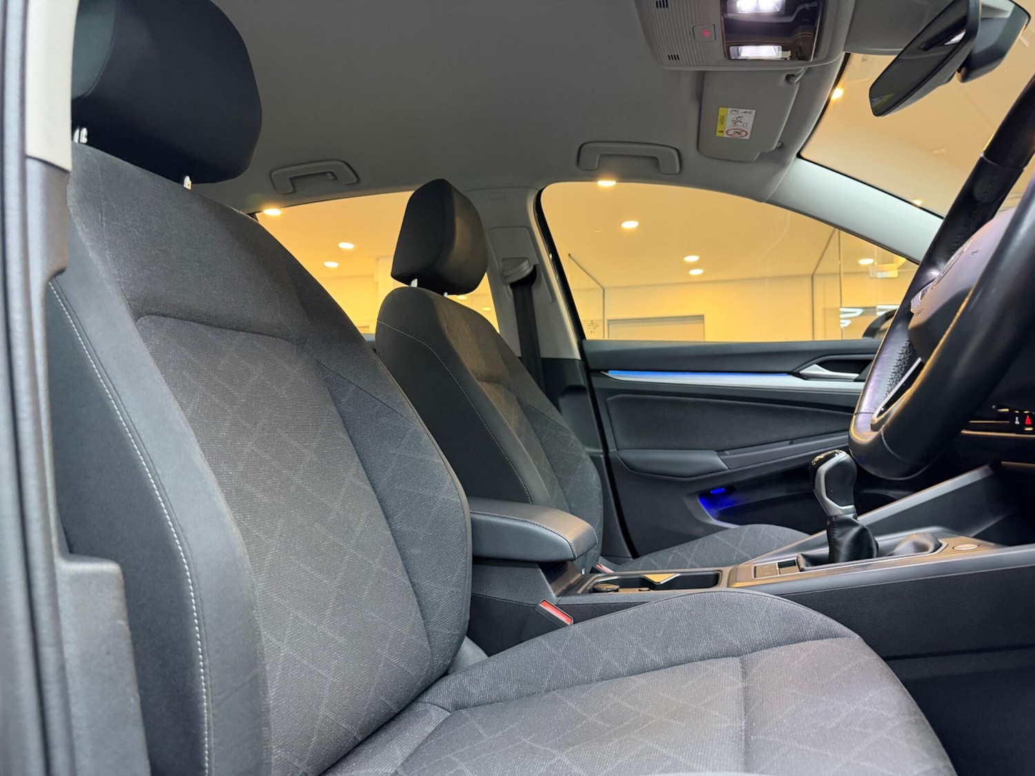 Used Volkswagen Golf 2023 for sale - 77016337: Photo 21