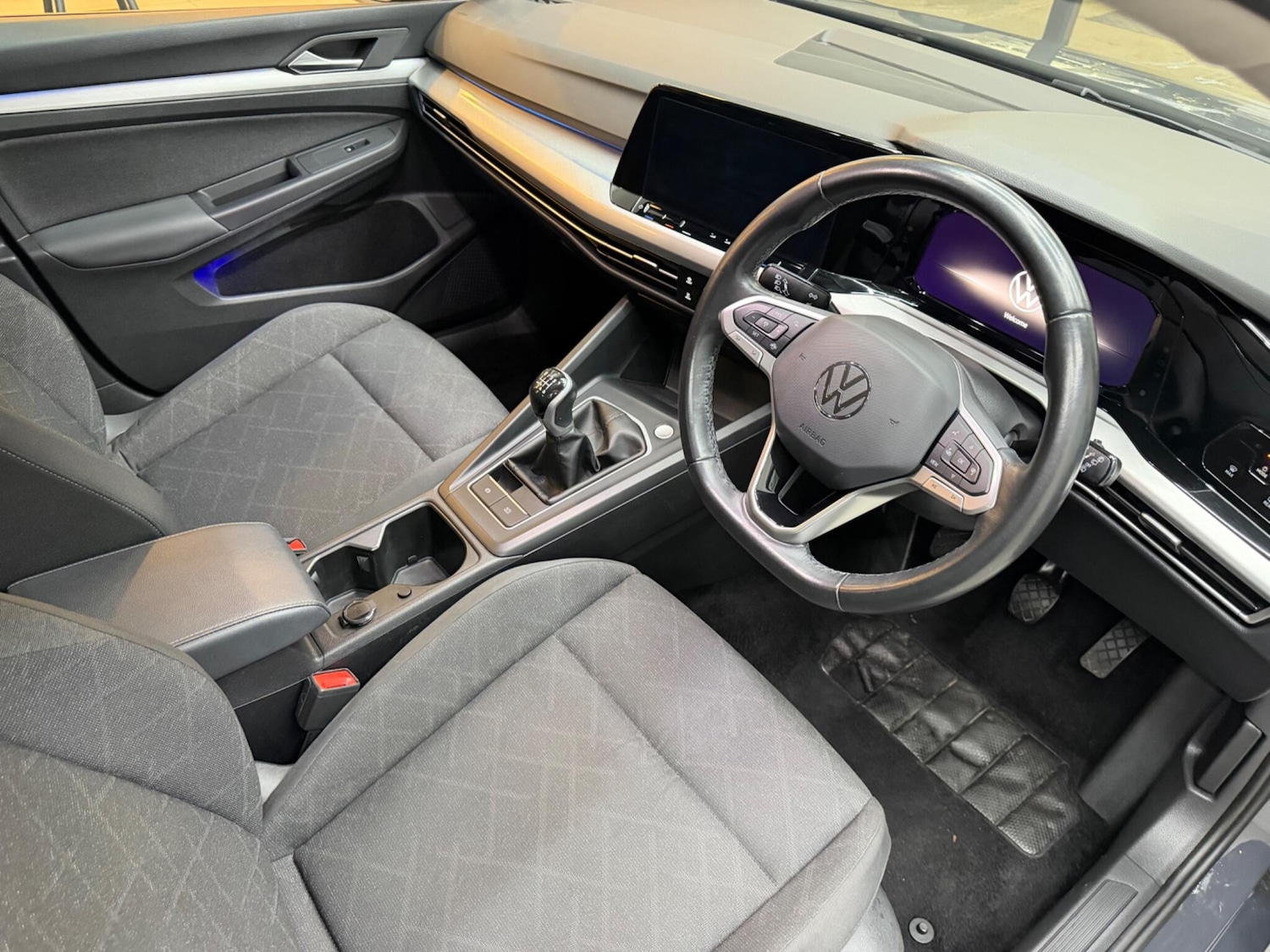 Used Volkswagen Golf 2023 for sale - 77016337: Photo 22