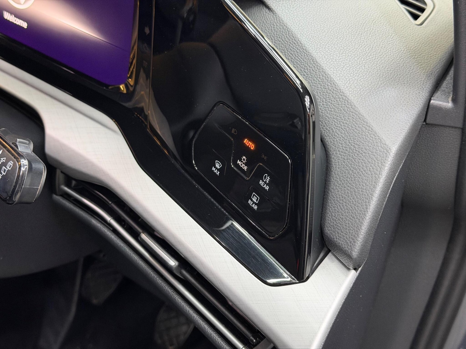 Used Volkswagen Golf 2023 for sale - 77016337: Photo 50