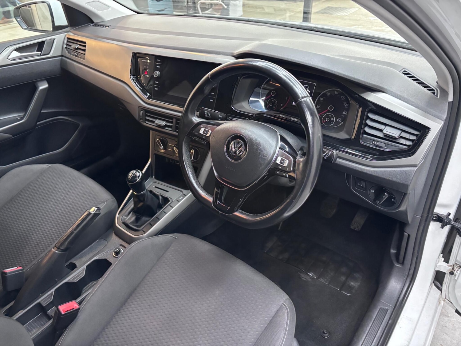 Used Volkswagen Polo 2019 for sale - 76759572: Photo 25