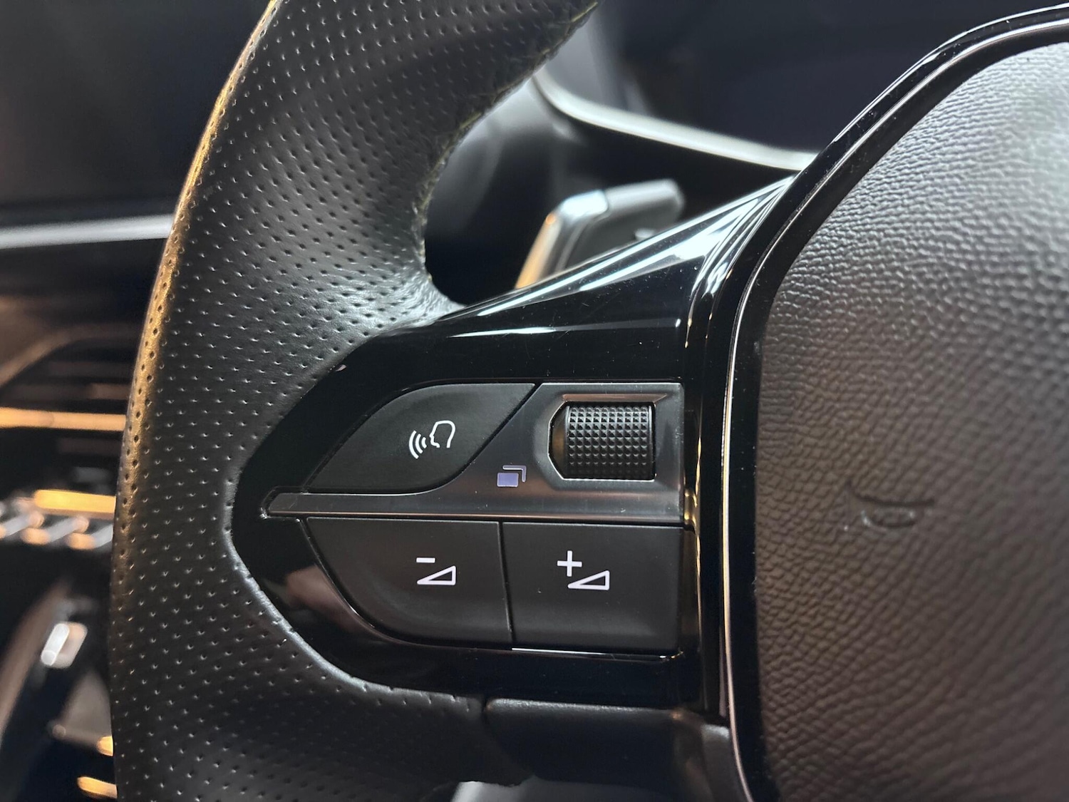 Used Peugeot 208 2023 for sale - 77238037: Photo 30