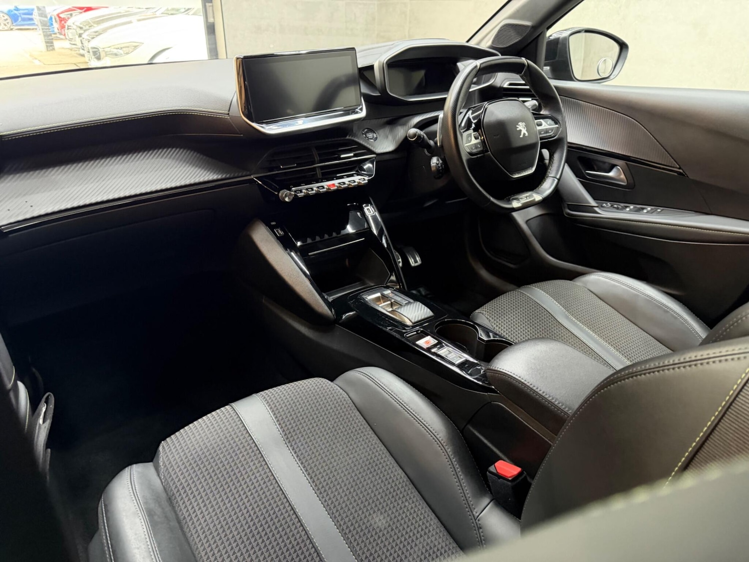 Used Peugeot 208 2023 for sale - 77696860: Photo 43