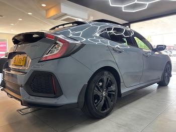 Used Honda Civic 2017 for sale - 78447938: Photo