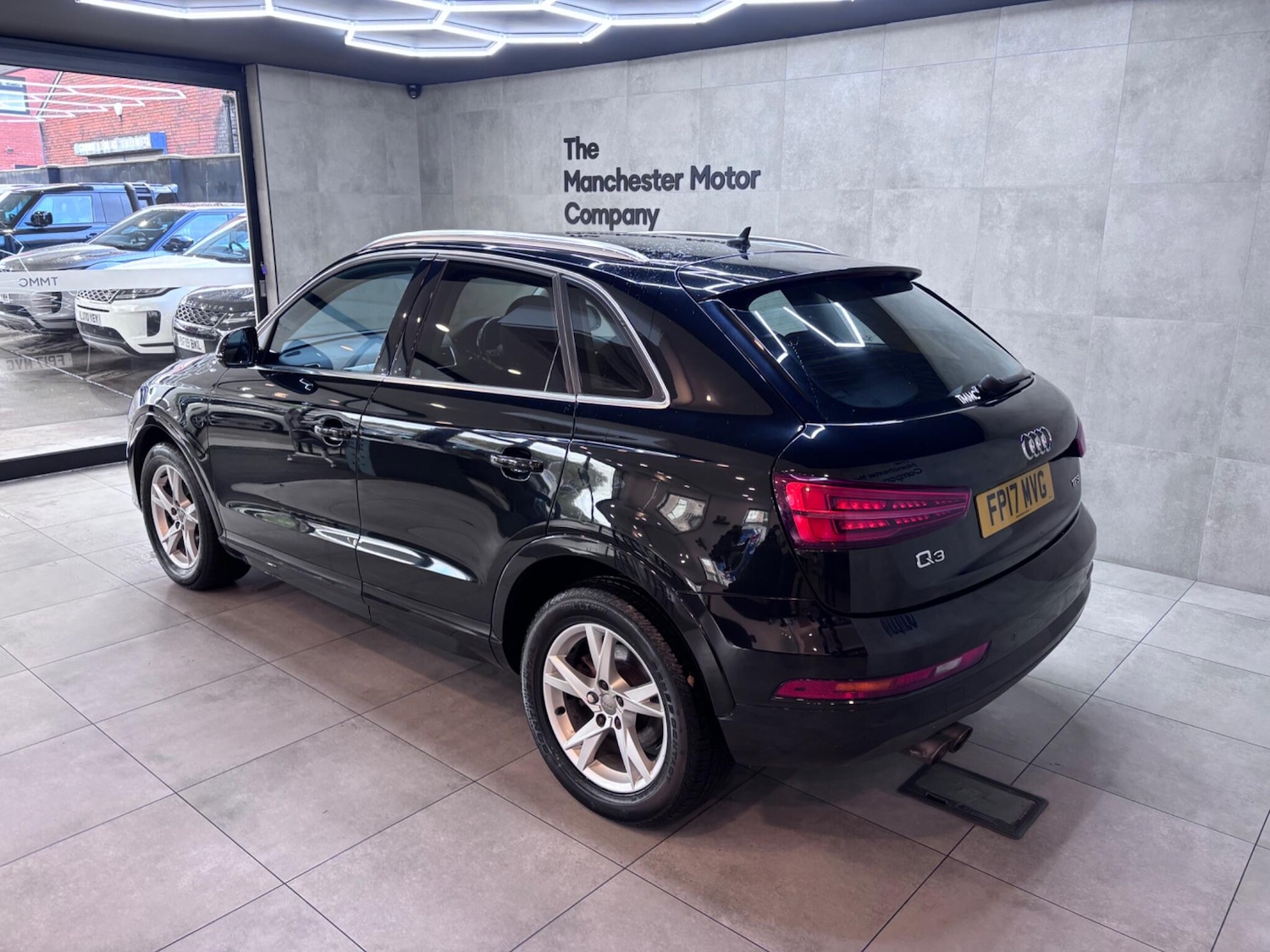 Used Audi Q3 2017 for sale - 76527864: Photo 10